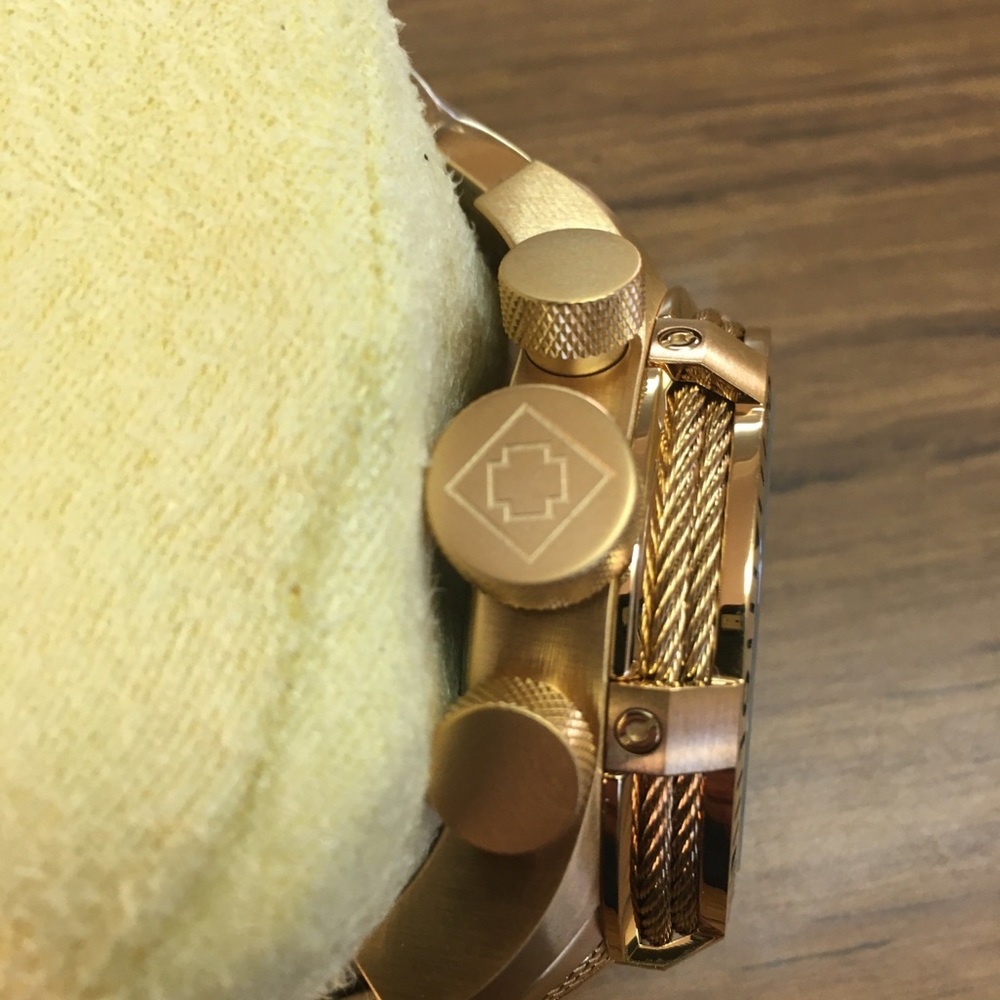 Men’s Invicta Bolt watch - Picture 6 of 8
